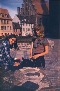 №127. Рига, лето 1983. Слева - Гита из Вильнюса. Выложил carlos